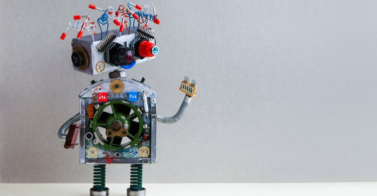Artikelbild zu "Kollege Robot: Mehr Effizienz mit RPA"
