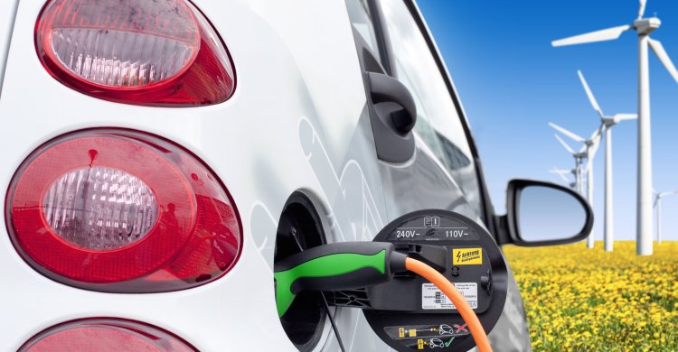 Titelbild zum Artikel "Elektromobilität und Energiewende"