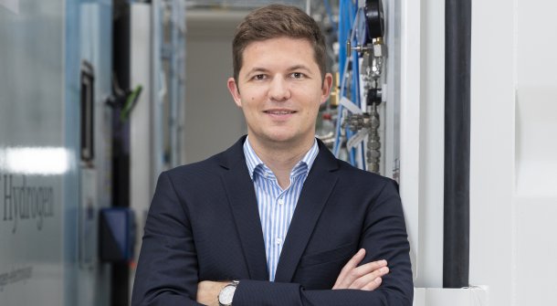 Titelbild zum Artikel ""Grünen Wasserstoff kommerziell erfolgreich machen.""