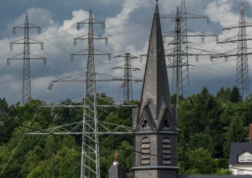 Artikelbild zu "Die Bundesnetzagentur muss zukunftsfähige Trassenentscheidungen treffen"