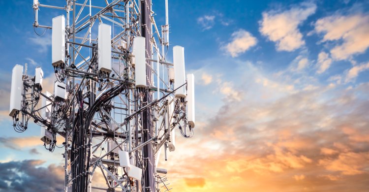 Titelbild &quot;5G-Ausbau&quot;