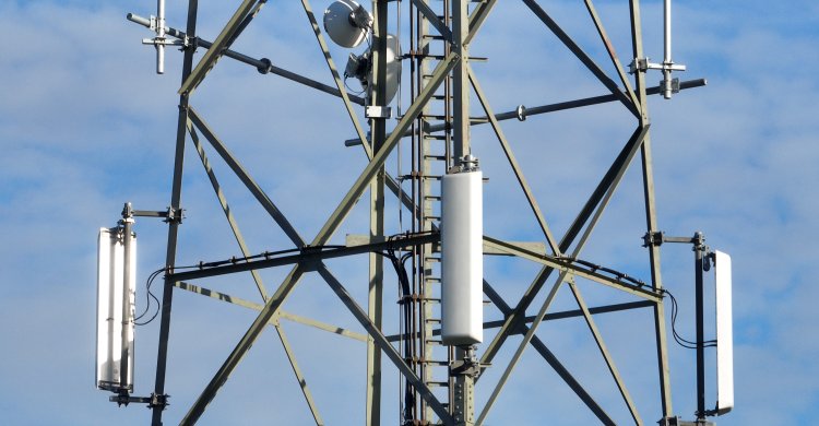 Titelbild &quot;450 MHz&quot;