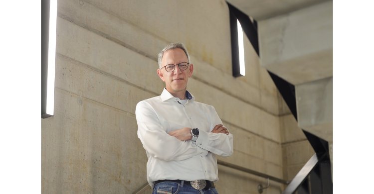Titelbild zum Artikel "»Wir müssen uns dem privaten Kapital öffnen.«"