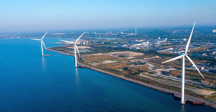 Artikelbild zu "Offshore-Windstrom als günstige Energie für Industrie und lokale Wärmenetze"